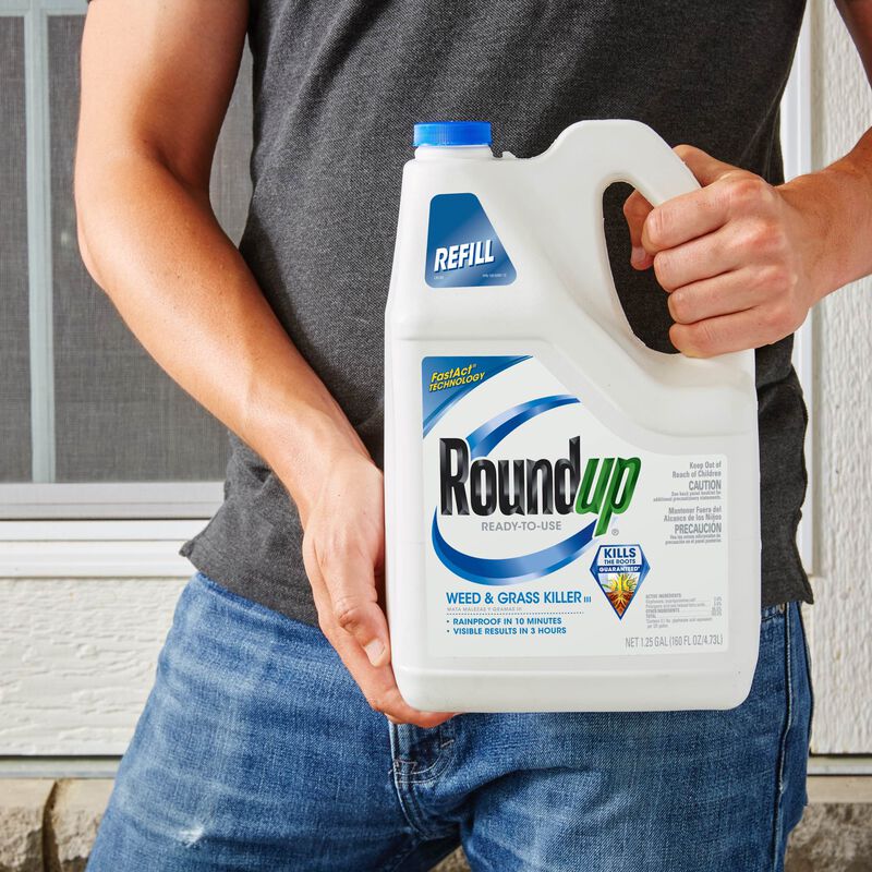 Roundup® Ready-To-Use Weed & Grass Killer III Refill image number null