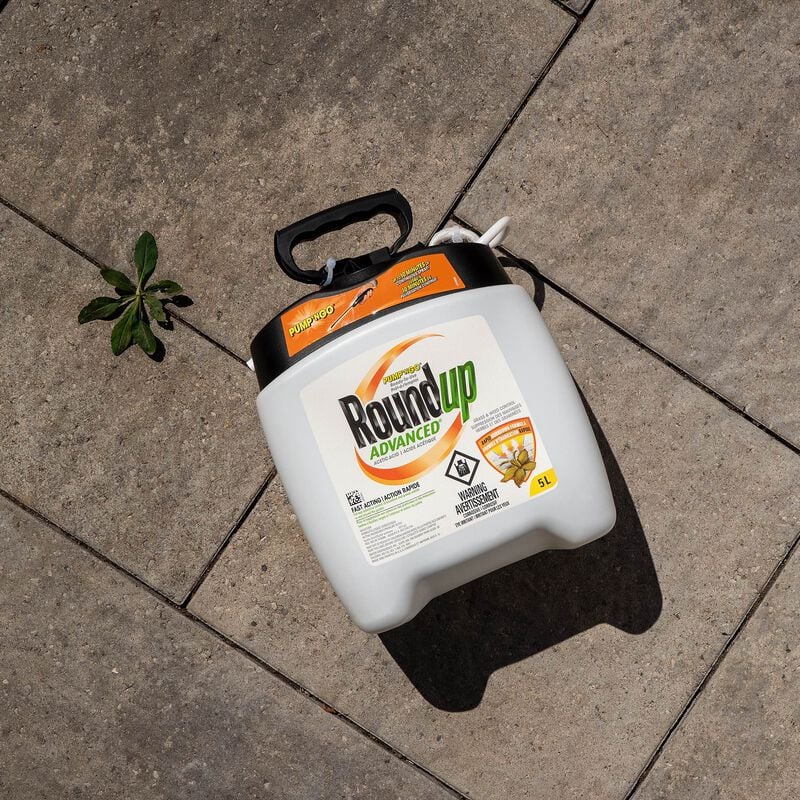 Roundup® Advanced Weed Control Ready-To-Use Pump n' Go Spray image number null